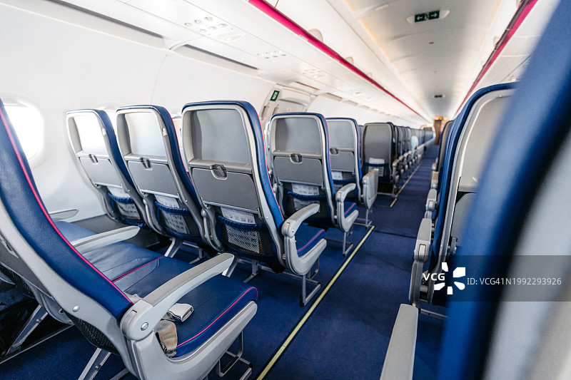 空旷的飞机座位图片素材