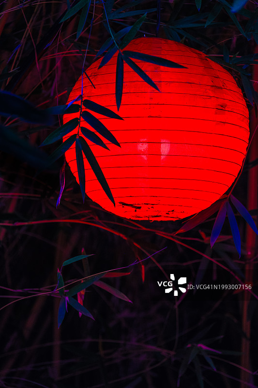 红色日式灯笼图片素材