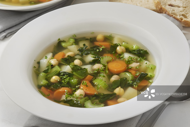 鹰嘴豆蔬菜汤图片素材