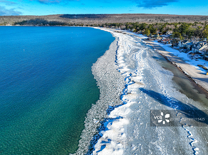 加拿大安大略省蒂尼的冬季雷湾图片素材