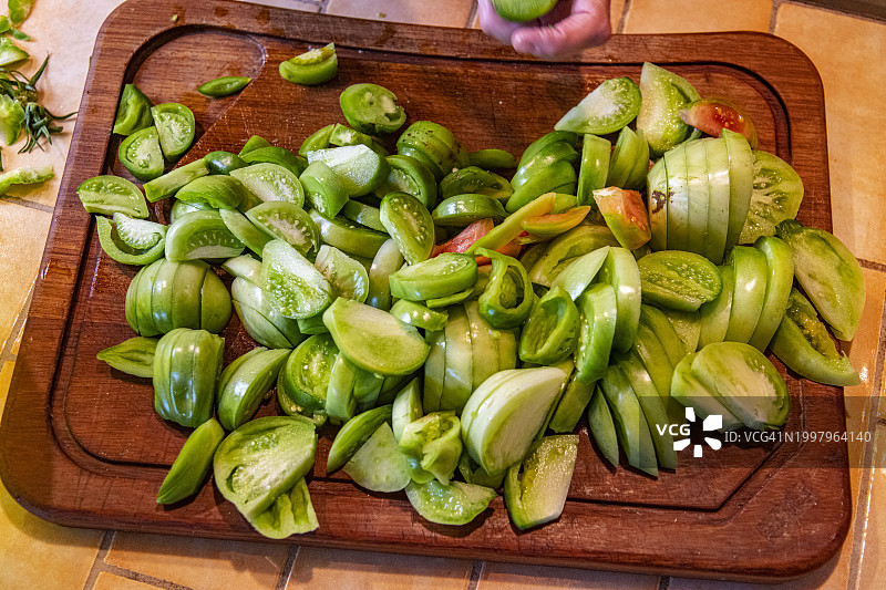 艾米利亚-罗马涅的绿色番茄图片素材