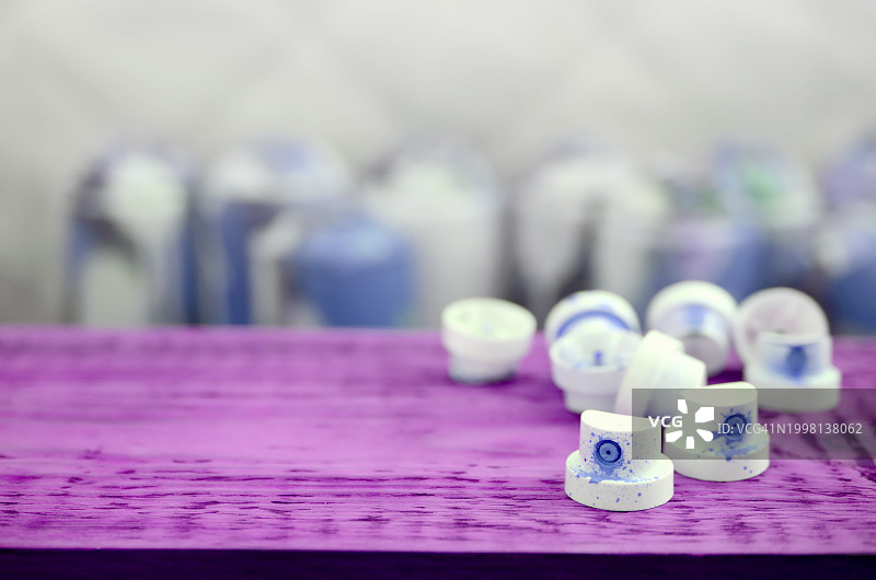 桌子上的文字特写图片素材