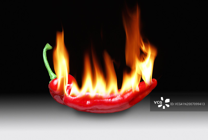 燃烧的红辣椒插画图片素材