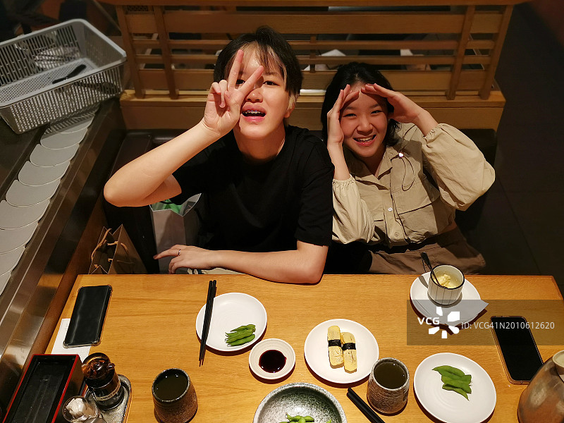 户外用餐图片素材