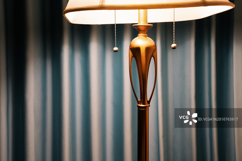 明亮台灯特写图片素材