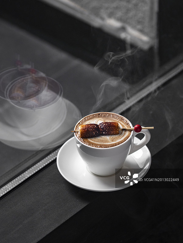 伊拉克杜胡克扎胡咖啡杯俯视图图片素材