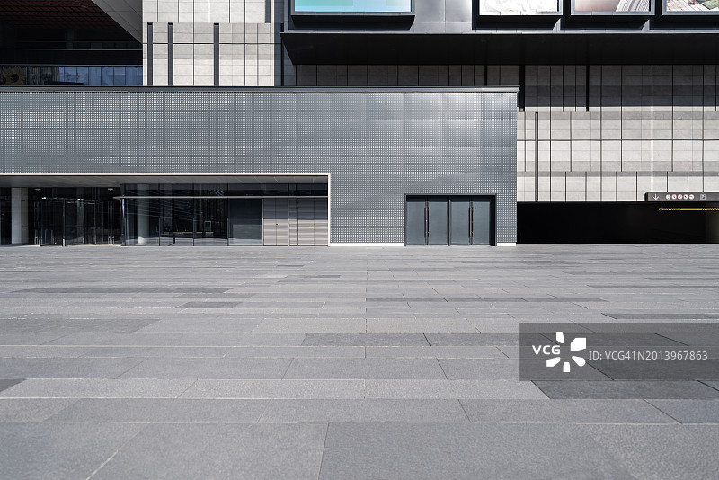 现代化城市建筑外的场地图片素材