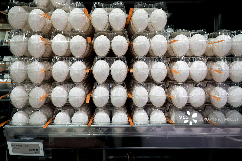 纸盒装优质白色鸡蛋图片素材