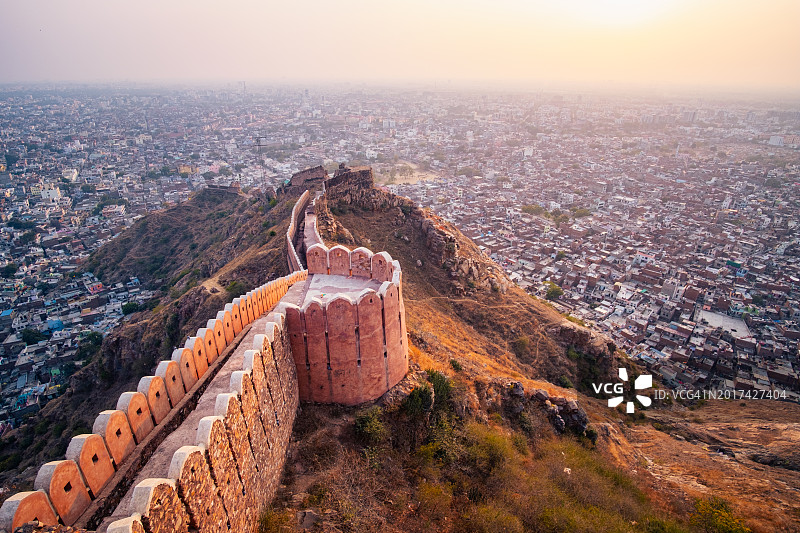 黄昏时分的印度斋浦尔，拉贾斯坦邦杰伊加尔堡图片素材