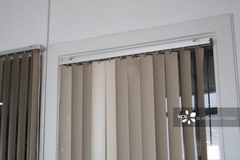 折叠窗帘图片素材