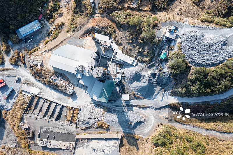 山区石料破碎加工厂图片素材