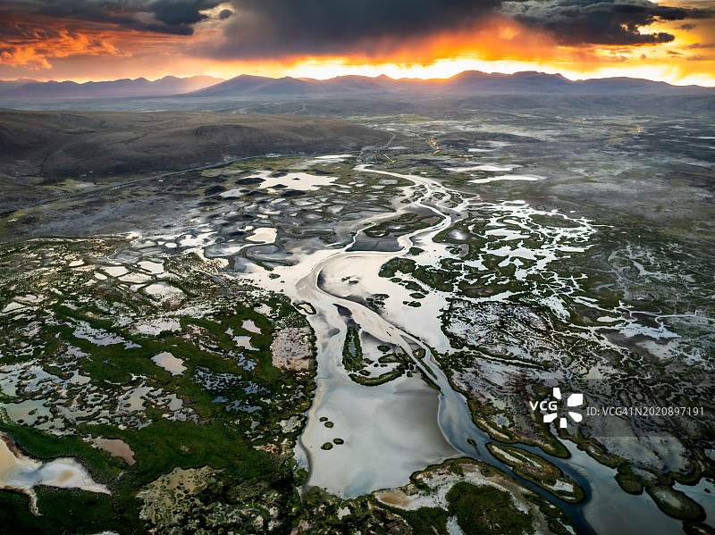 科塔科塔尼湖群图片素材