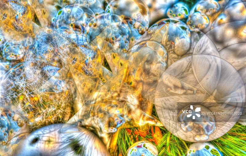 圣诞节主题：圣诞节、圣诞节庆、降临节、圣诞球、圣诞装饰、星星、艺术摄影、异化、圣诞卡图案、创意摄影、全图案、工作室图片素材