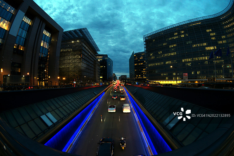 布鲁塞尔欧洲区的欧洲委员会和欧洲理事会大楼图片素材