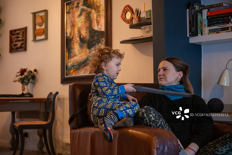 居家家庭时光图片素材