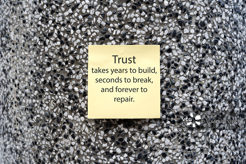 写在便签上的信任励志语录文本图片素材