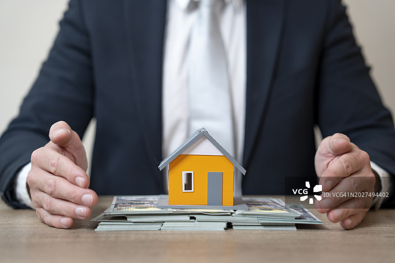 房屋保险，家庭生活保障，房屋建设金融抵押贷款。图片素材