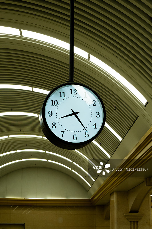 地铁时钟图片素材