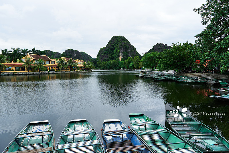 越南宁平三谷的码头图片素材