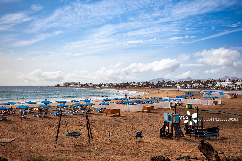 阳光明媚的洛斯波西illos海滩图片素材