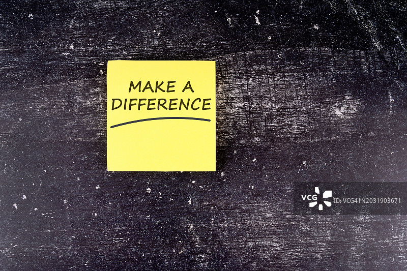 带有引言的自粘便签图片素材