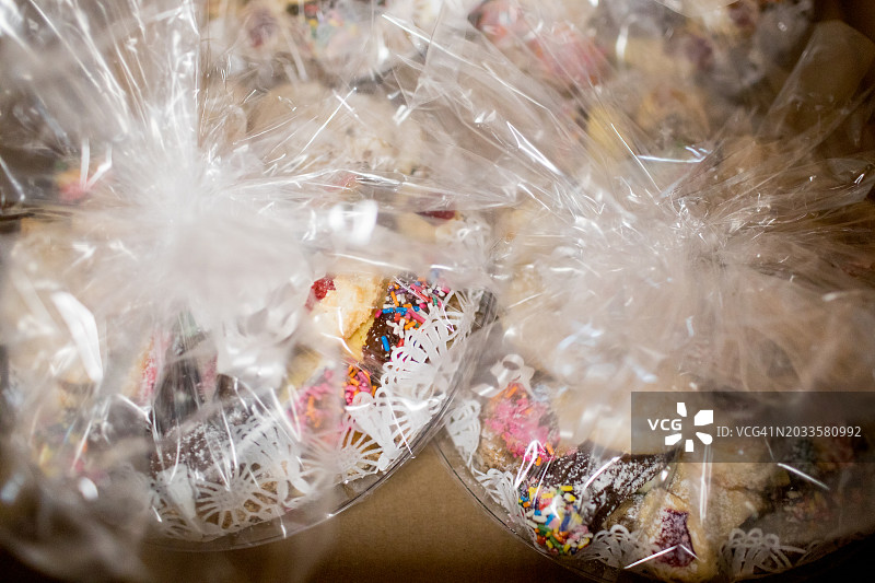 玻璃纸包装的意大利饼干图片素材