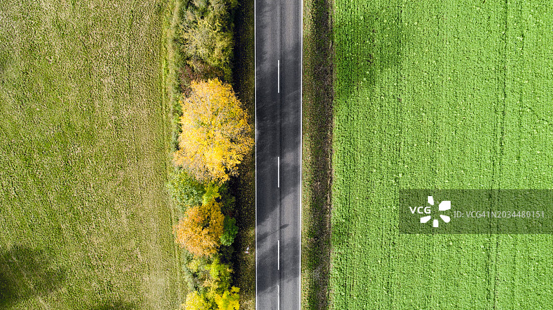 俯视乡村公路图片素材