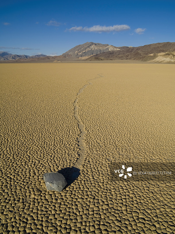 死亡谷赛道的滚石图片素材