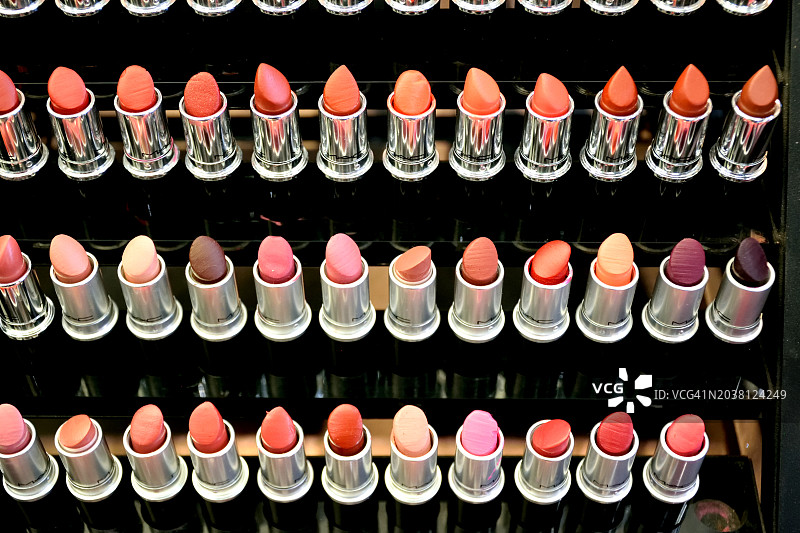 多种口红颜色选择图片素材