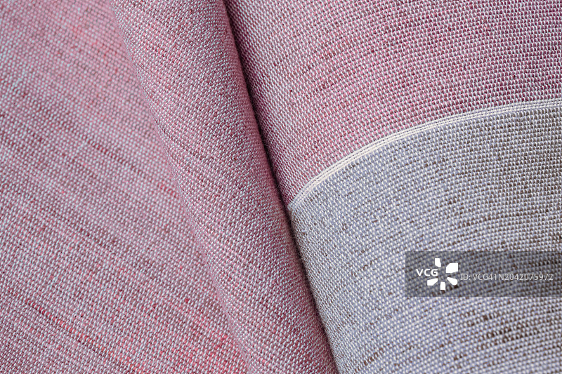 传统民间丝绸：探索古老纺织工艺的复杂编织图案图片素材