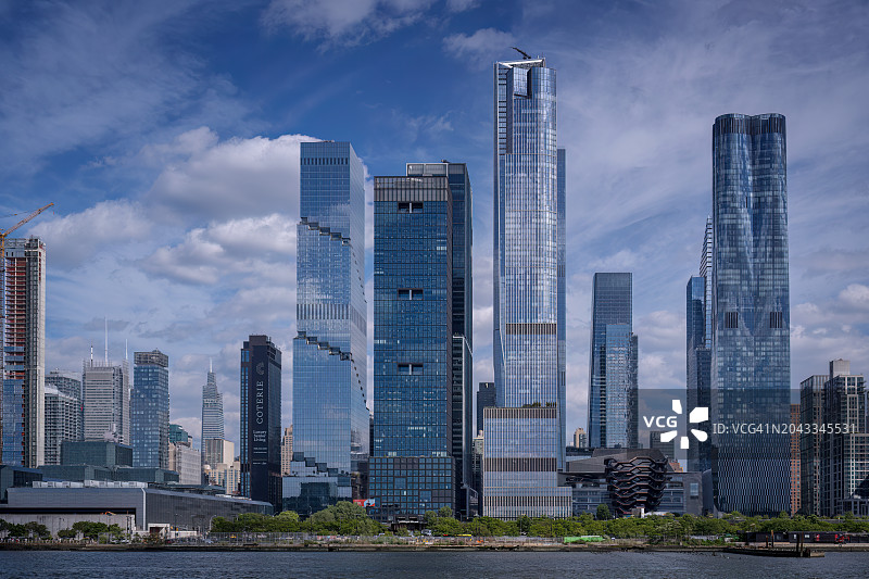 从哈德逊河看到的哈德逊城市广场和Vessel图片素材