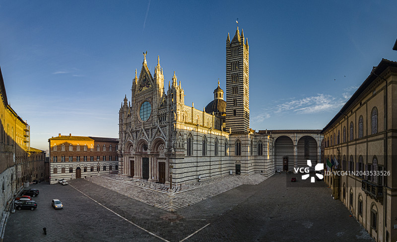 托斯卡纳锡耶纳圣母升天主教座堂图片素材
