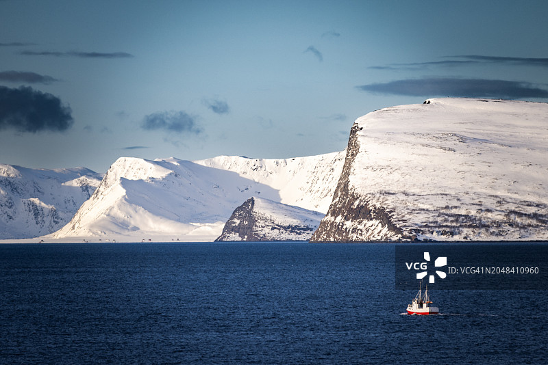 冬季美丽的峡湾风光图片素材