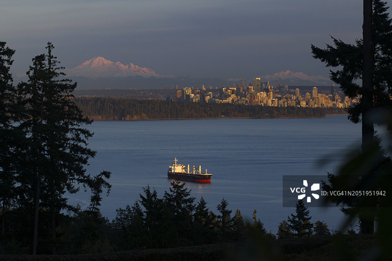 加拿大不列颠哥伦比亚省西温哥华的海岸社区图片素材