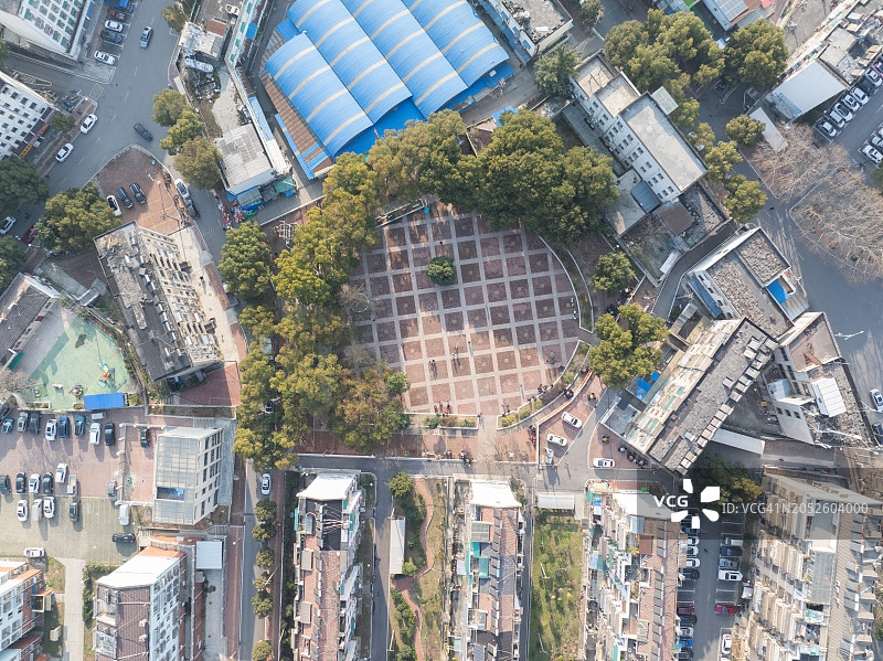老社区广场鸟瞰图图片素材