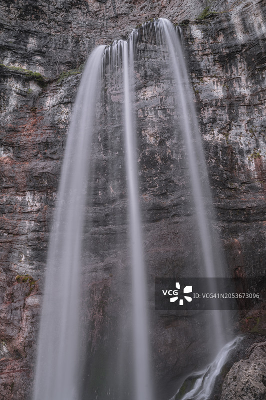 西班牙阿尔瓦塞特蒙多河源头瀑布图片素材