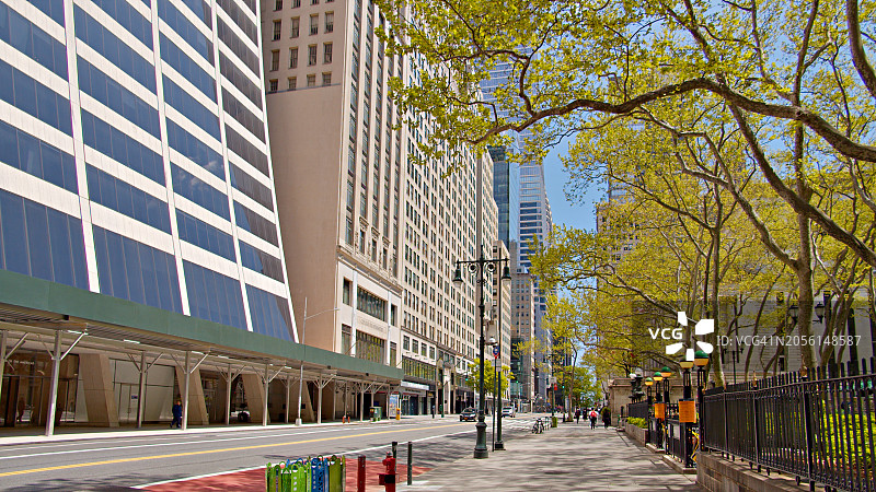 曼哈顿42街布莱恩特公园的办公楼图片素材