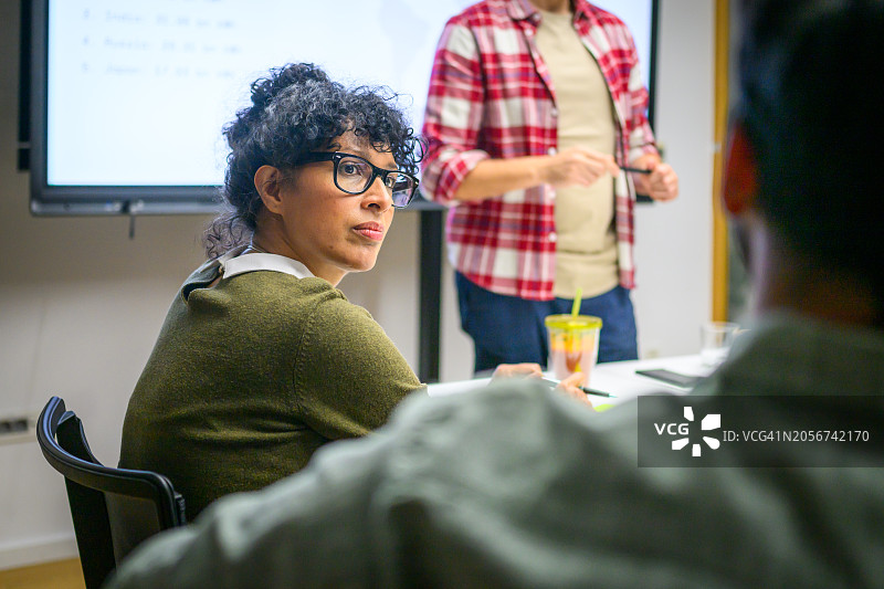 业务研讨会图片素材