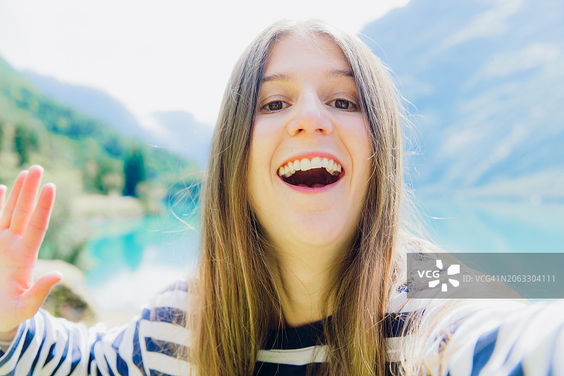 来自田园夏日户外的问候图片素材