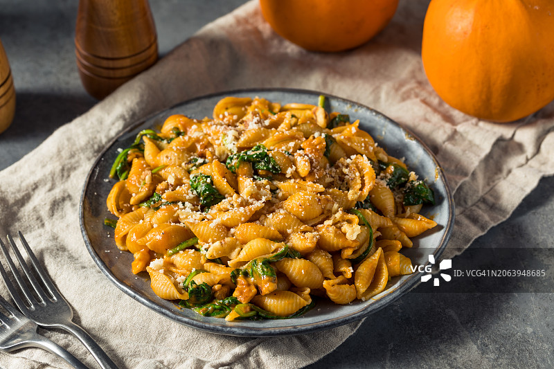 餐盘美食高角度视图，美国图片素材