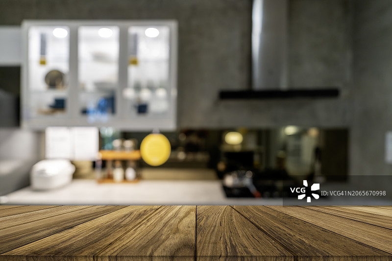 厨房台面模糊背景上的木质桌面图片素材