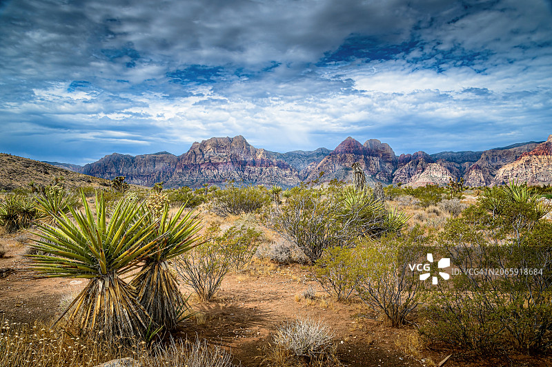 多云天空下的美丽风景，拉斯维加斯，内华达州，美国图片素材