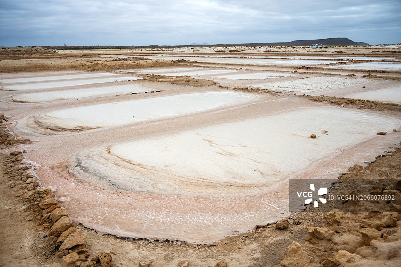 圣玛丽亚的盐田，萨尔岛，佛得角图片素材