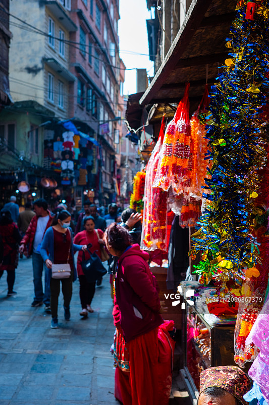 加德满都的色彩与好奇：商人的一天图片素材