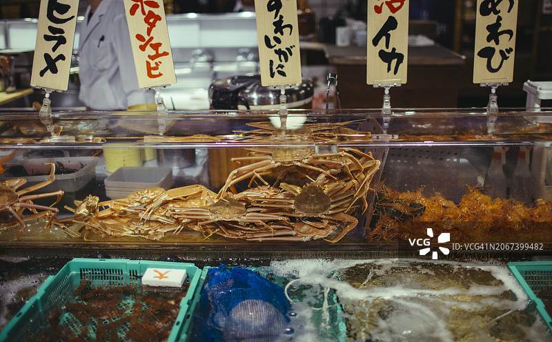 日本北海道函馆鱼市的日料食材特写图片素材