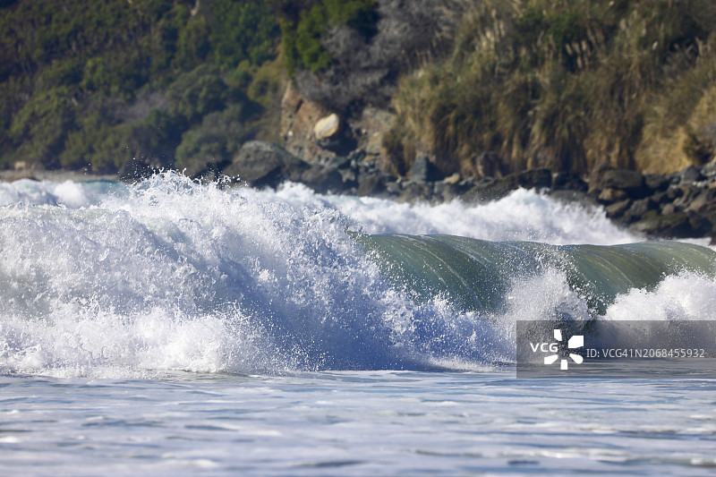 翻腾的海浪图片素材