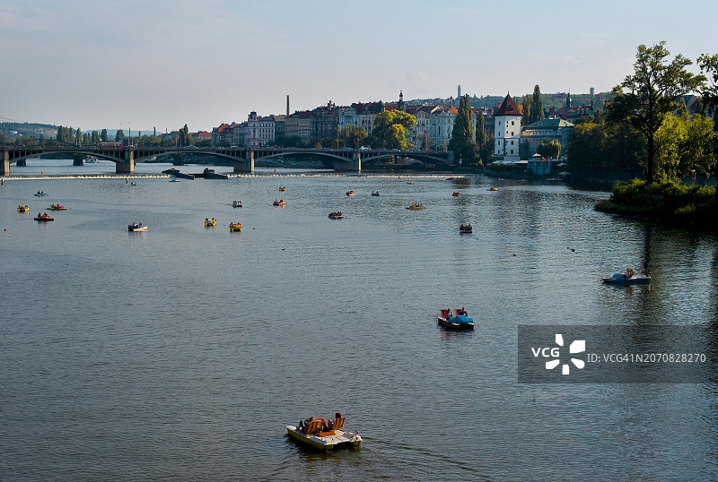 伏尔塔瓦河（摩尔道河），布拉格图片素材