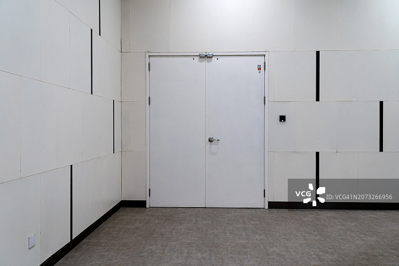 关闭的防火门图片素材