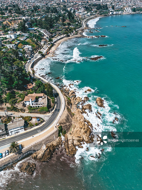 智利康康太平洋海岸的无人机视角图片素材