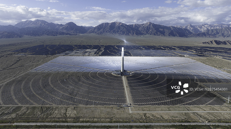 太阳能发电厂航拍图片素材